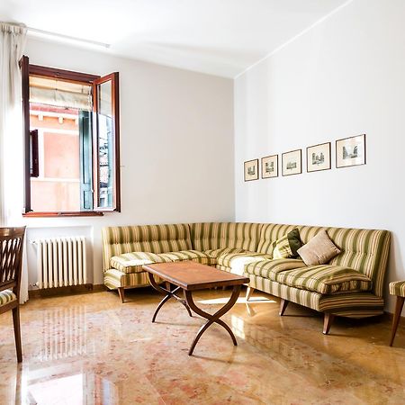 Rialto Bridge Large Venetian Style With Lift Apartment Ngoại thất bức ảnh
